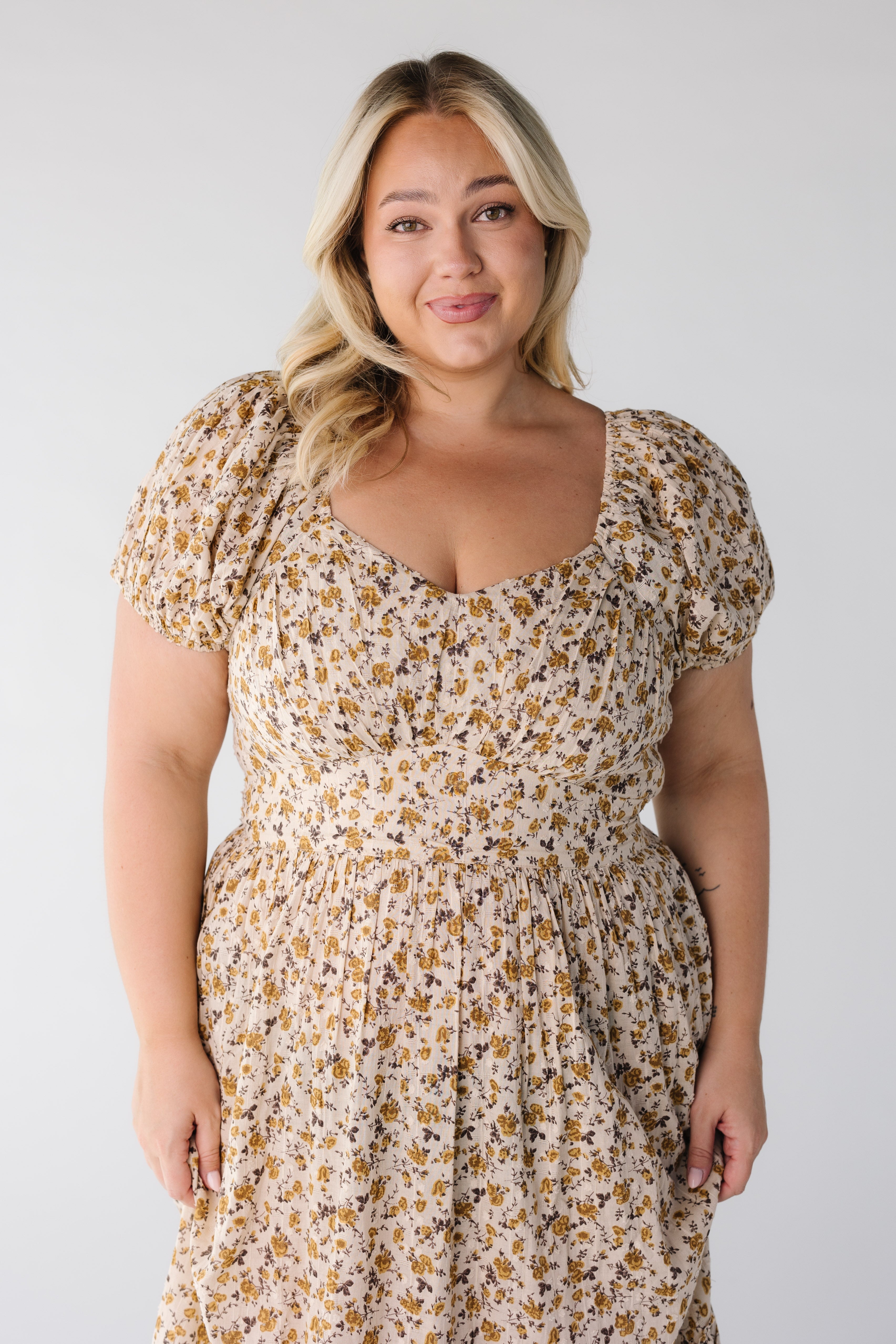 Citrus The Swiss Midi Dress