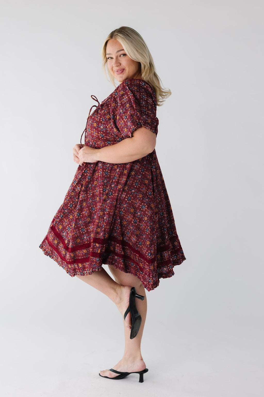 Citrus Lyon Knee Dress